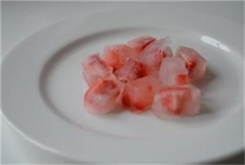 Fruitige ijsklontjes