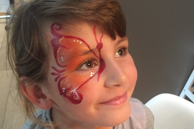 Nieuw blog - Schmink in 3 stappen een mooie vlinder! | Kidsproof Eindhoven UB-93
