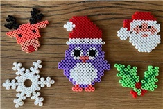 Kerstknutselen met strijkkralen