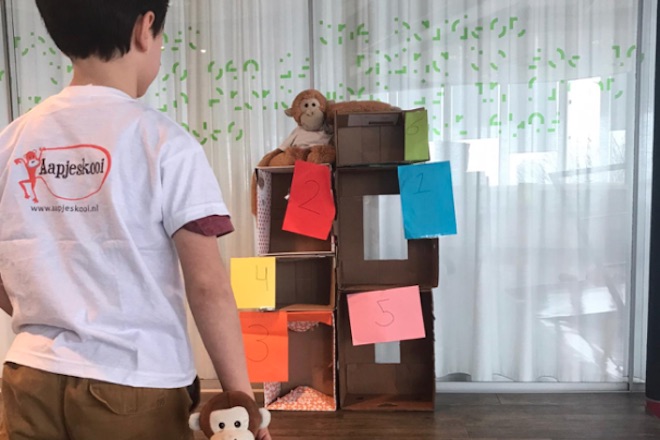 element Geslaagd Afstoting 10 x beweegspelletjes met lege dozen | Kidsproof Rotterdam