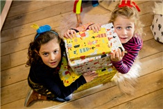 Bij deze lokale winkels scoor je de leukste sint- en kerstcadeaus