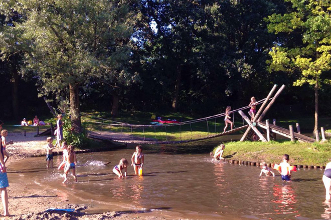 buiten zwemmen zwembad natuurwater buitenzwembad