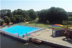 20x buiten zwemmen in zwembaden en natuurwater in de Kop van Noord-Holland!