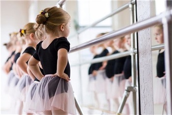 Dance Ballet Center