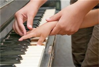 Piano les in Bommelerwaard