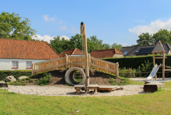Speeltuin bij Herberg De Drie Linden in Drune