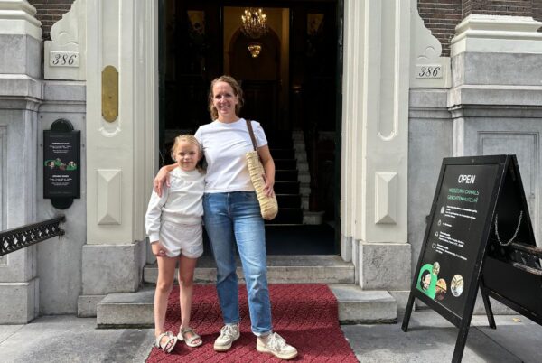 kidsproofreporters voor het grachtenmuseum