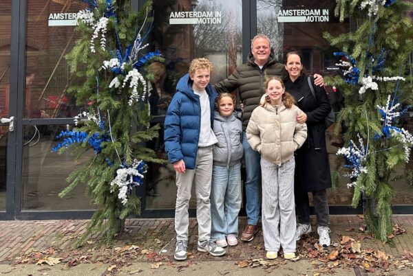 kidsproof reporters voor d deur bij Amsterdam in motion