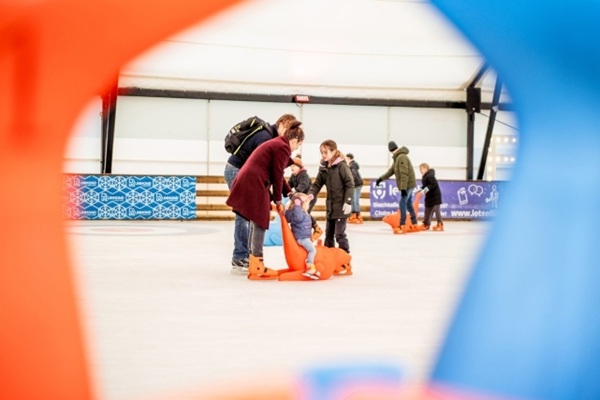 Schaatsbaan Rotterdam schaatsen met kinderen