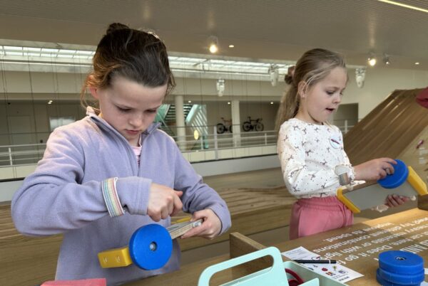 Move Lab kinderfeestje auto bouwen 2026