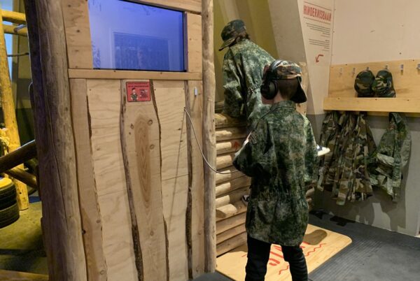 Mariniersmuseum Rotterdam stormbaan uitproberen