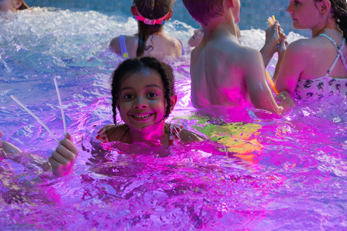 zwemdisco-de-vrijbuiter-almere-kidsproof